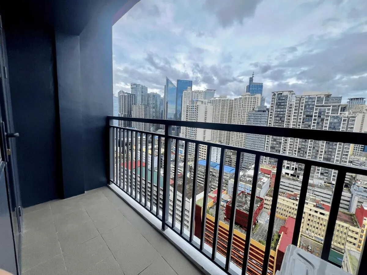 דירה מנילה Modern Makati Condo With Parking & Cityscape Views הפיליפינים