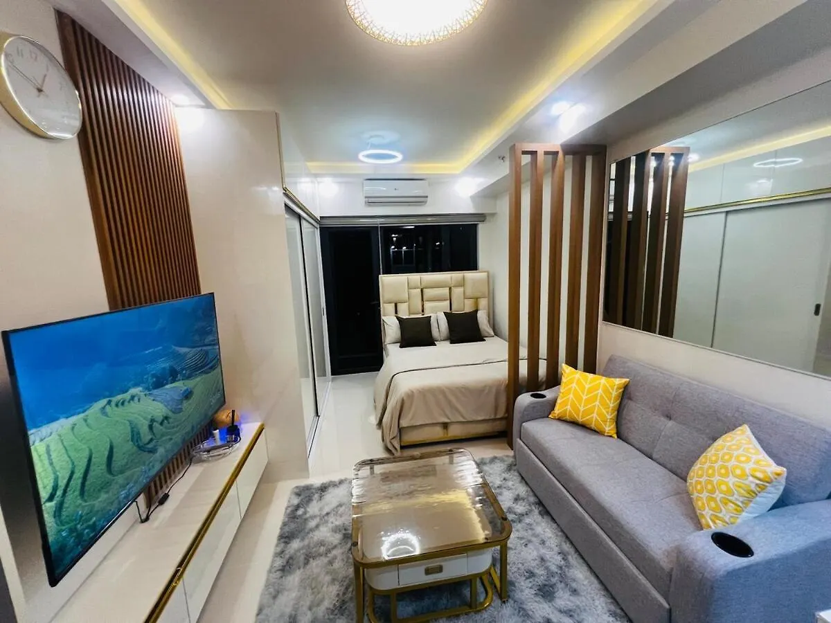 דירה מנילה Modern Makati Condo With Parking & Cityscape Views הפיליפינים