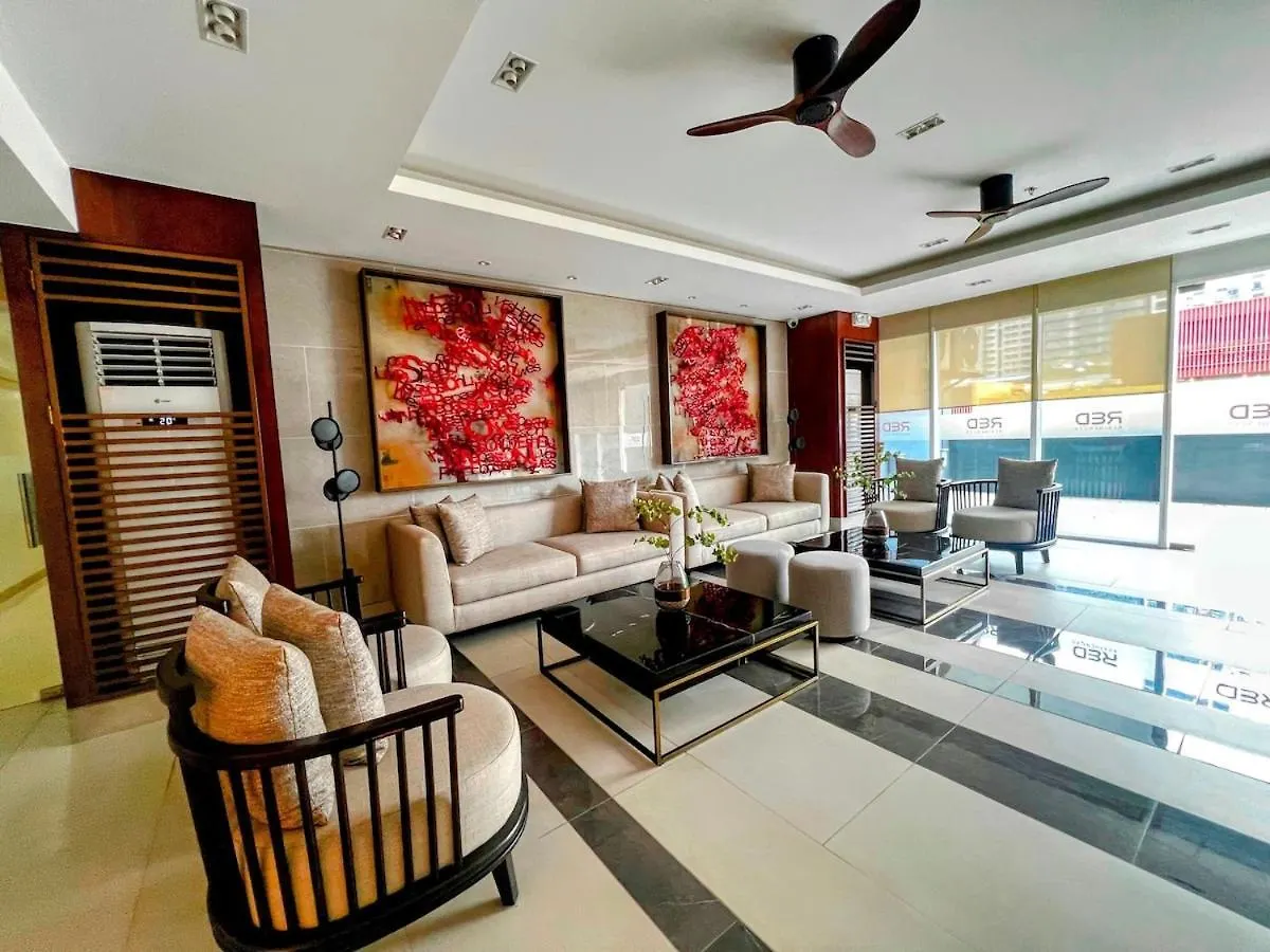 Apartment Modern Makati Condo With Parking & Cityscape Views Manila