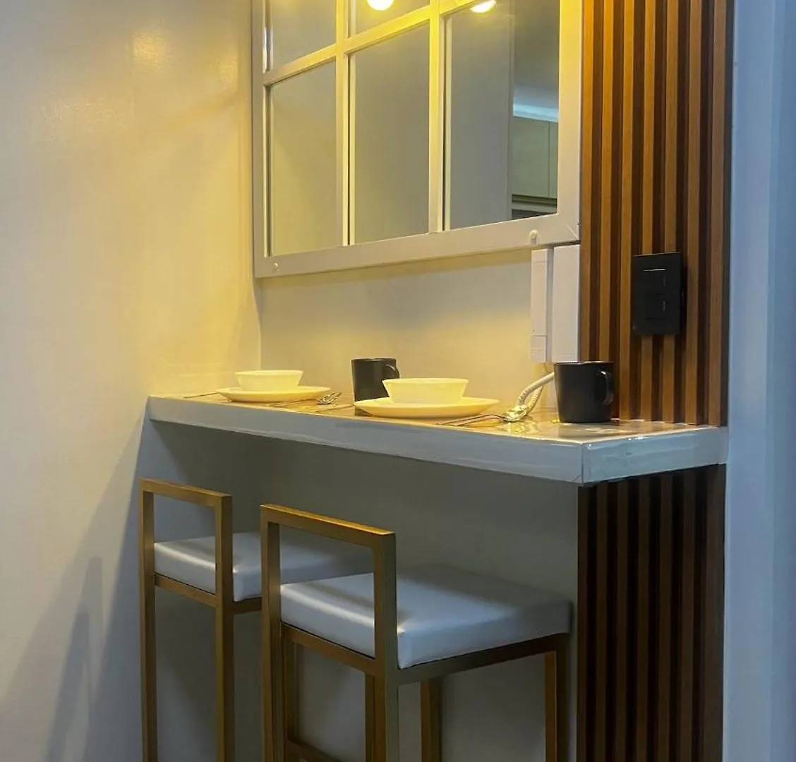 Apartment Modern Makati Condo With Parking & Cityscape Views Manila Philippines
