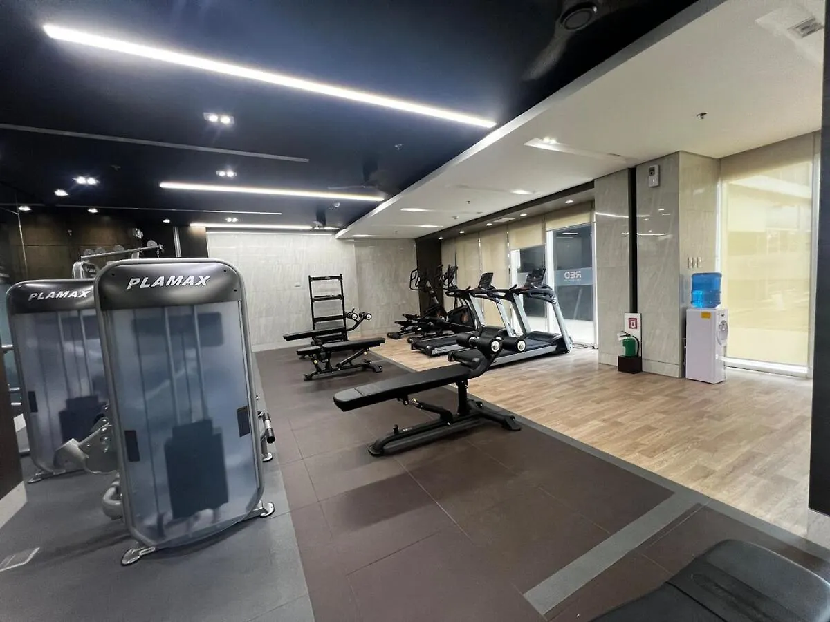 Modern Makati Condo With Parking & Cityscape Views Manila